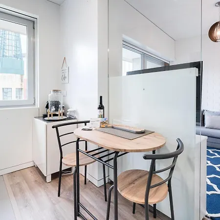 Guestready - Bright With Balcony Apartamento